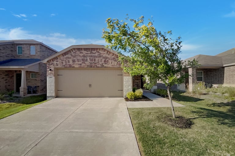 See details about 480 Lake Erie Dr, Princeton, TX 75407
