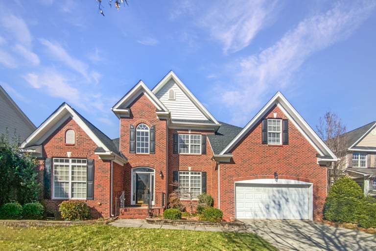 See details about 1421 Wilburn Park Ln NW, Charlotte, NC 28269