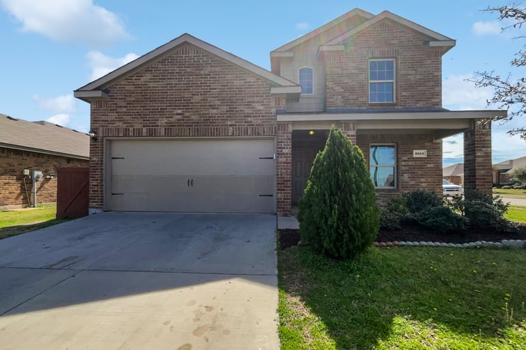 See details about 2011 Henly Dr, Forney, TX 75126