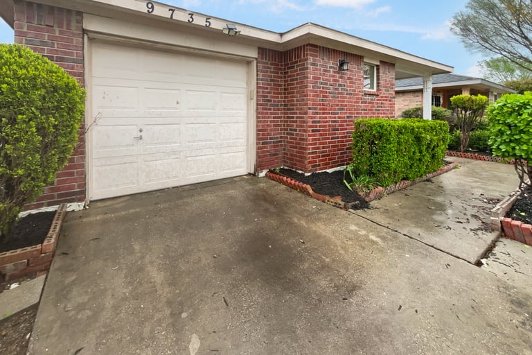 See details about 9735 Stonewood Dr, Dallas, TX 75227