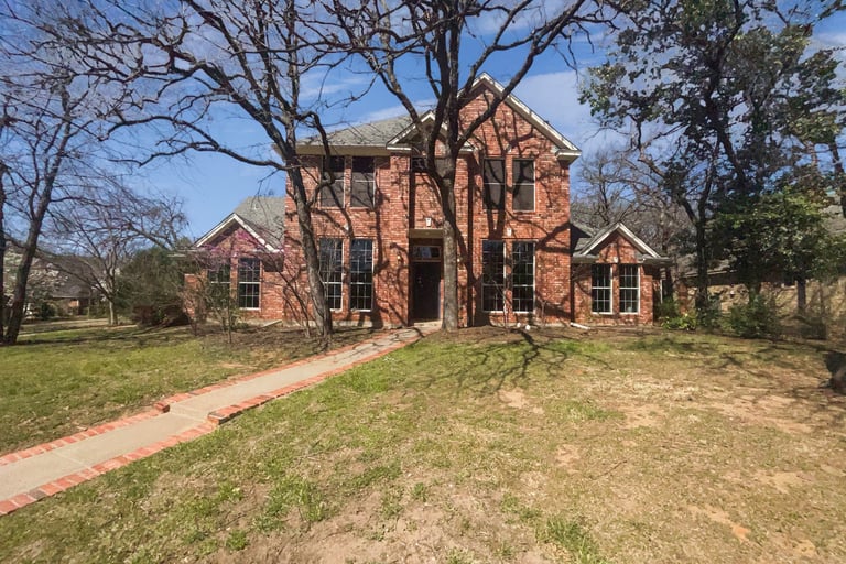 See details about 29 Oak Forrest Cir, Denton, TX 76210