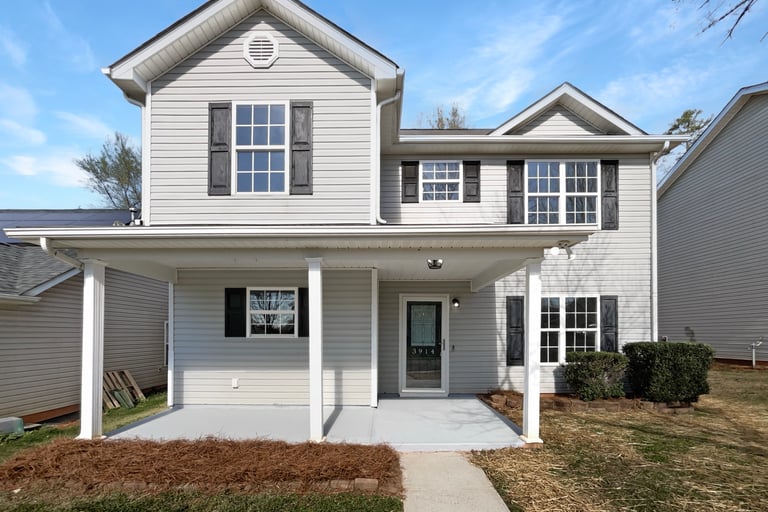 See details about 3914 Hathaway Hills Dr, Charlotte, NC 28214