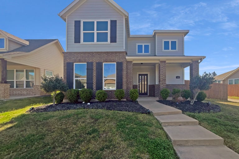 See details about 1974 Sunnybrook Dr, Forney, TX 75126
