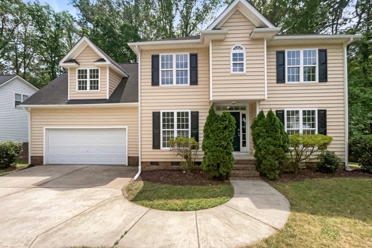 See details about 517 Hidden Cellars Dr, Holly Springs, NC 27540