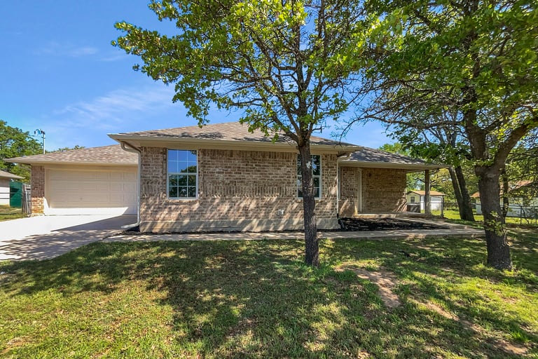 See details about 1712 Willow Wood Dr, Azle, TX 76020
